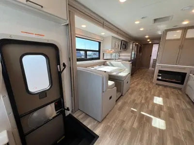 2027 Thor Motor Coach Windsport photo 6