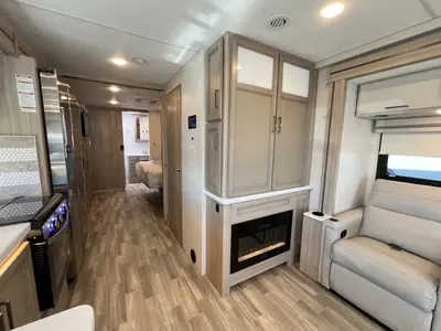 2027 Thor Motor Coach Windsport photo 18