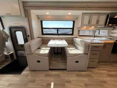 2027 Thor Motor Coach Windsport photo 7