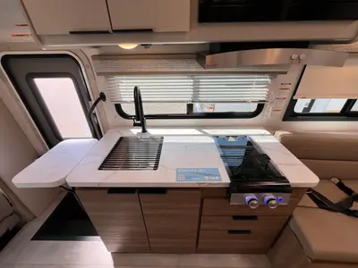2027 Thor Motor Coach Chateau photo 7