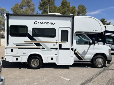 2027 Thor Motor Coach Chateau photo 19