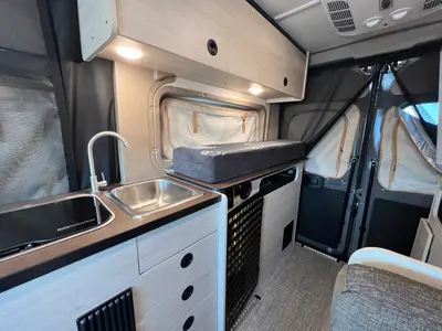 2027 Winnebago Solis Pocket photo 7