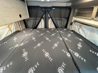 2027 Winnebago Solis Pocket photo 13