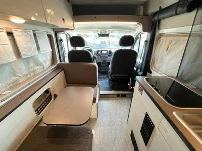 2027 Winnebago Solis Pocket photo 4