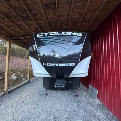 2022 HEARTLAND CYCLONE exterior