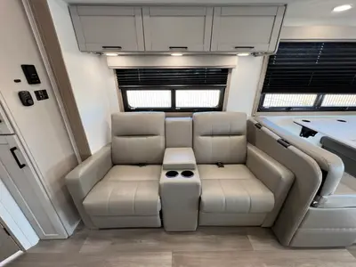 2027 Entegra Coach Odyssey photo 15