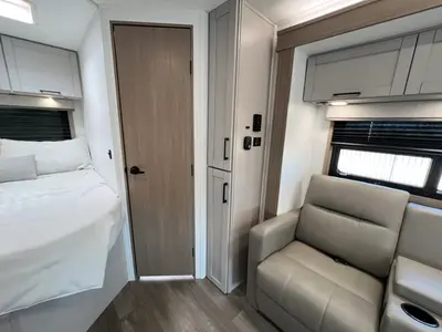 2027 Entegra Coach Odyssey photo 16