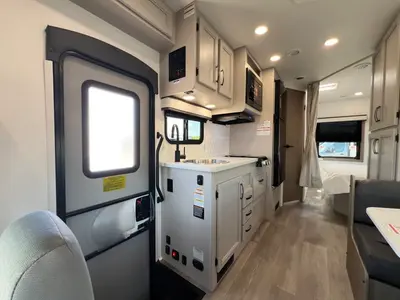 2027 Entegra Coach Odyssey SE photo 6