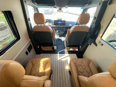 2027 Entegra Coach Insignia photo 5