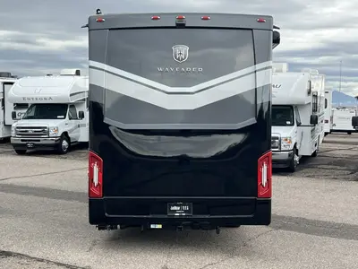 2027 Tiffin Motorhomes Wayfarer photo 29