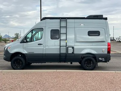 2027 Tiffin Motorhomes GH1 photo 20