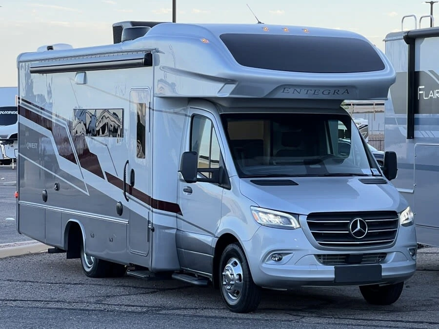 2027 Entegra Coach Qwest exterior