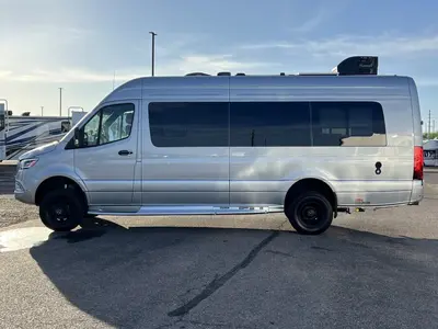2027 Entegra Coach Insignia photo 21