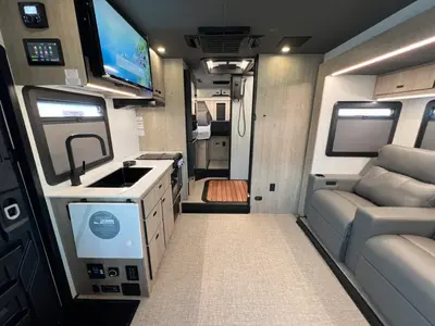 2027 Grand Design Lineage Series M photo 5