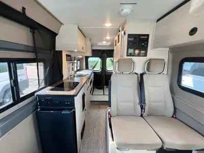 2027 Winnebago Solis photo 5