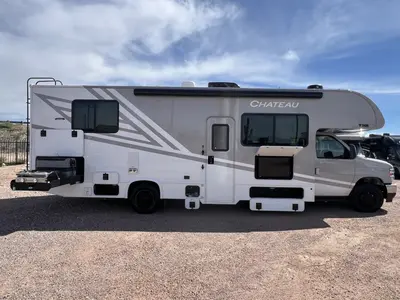 2027 Thor Motor Coach Chateau photo 21