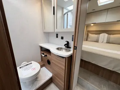 2027 Thor Motor Coach Chateau photo 17