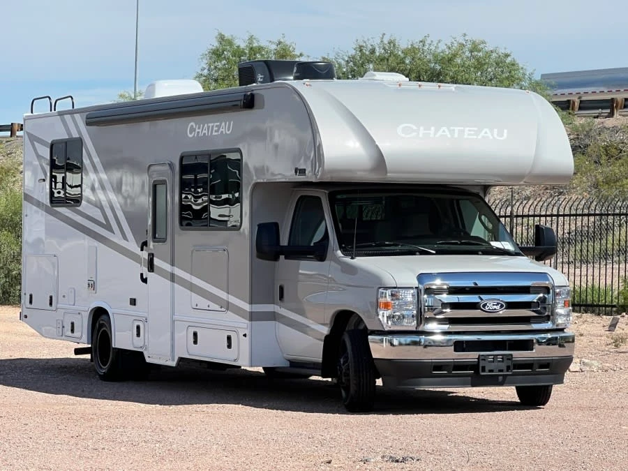 2027 Thor Motor Coach Chateau exterior