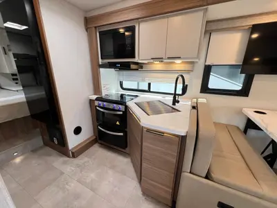 2027 Thor Motor Coach Chateau photo 8