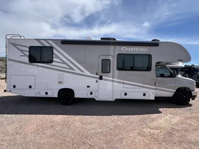 2027 Thor Motor Coach Chateau photo 20