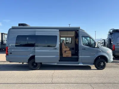 2027 Entegra Coach Insignia photo 21