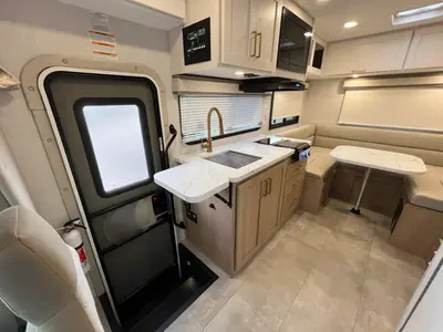 2027 Thor Motor Coach Chateau photo 6