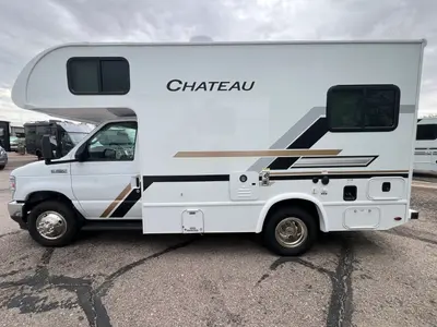 2027 Thor Motor Coach Chateau photo 24