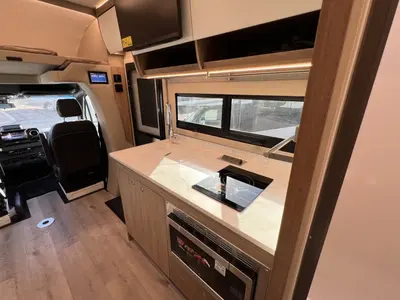2027 Tiffin Motorhomes Wayfarer photo 9