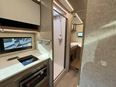 2027 Tiffin Motorhomes Wayfarer photo 8