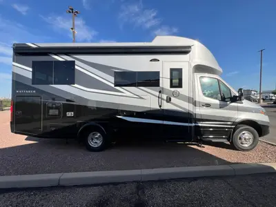 2027 Tiffin Motorhomes Wayfarer photo 23