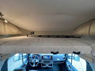 2027 Winnebago View photo 4
