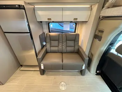 2027 Winnebago View photo 13