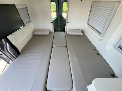 2027 Thor Motor Coach Sanctuary photo 16