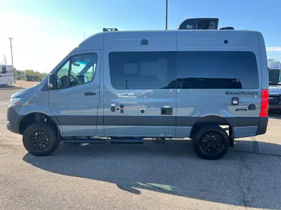 2027 Thor Motor Coach Sanctuary photo 22
