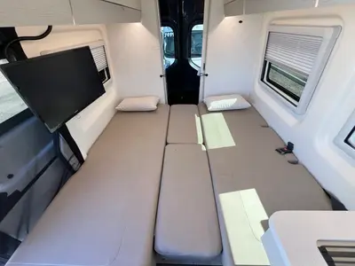 2027 Thor Motor Coach Sanctuary photo 16