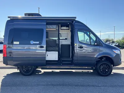 2027 Thor Motor Coach Sanctuary photo 22