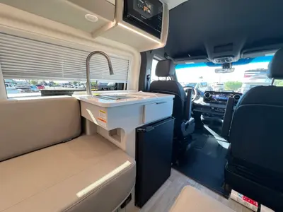 2027 Thor Motor Coach Sanctuary photo 8