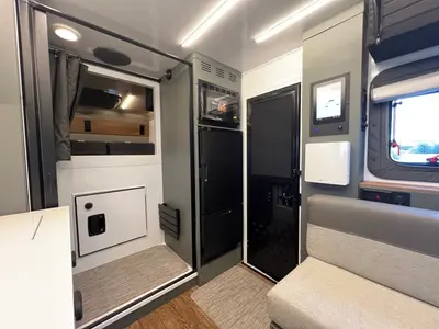 2027 Winnebago Arka photo 17