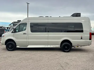 2027 Entegra Coach Insignia photo 21
