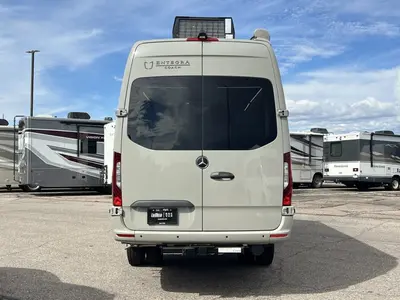 2027 Entegra Coach Insignia photo 24