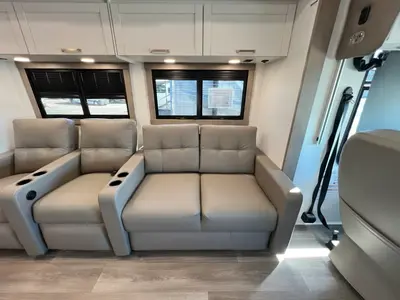 2027 Entegra Coach Vision XL photo 15