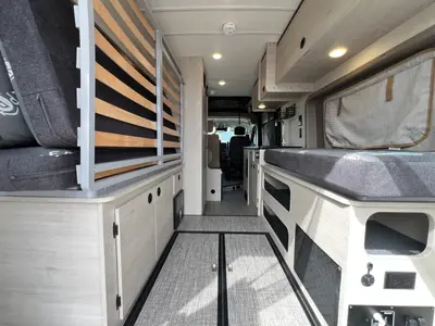 2027 Winnebago Solis photo 4