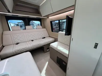 2027 Entegra Coach Insignia photo 15