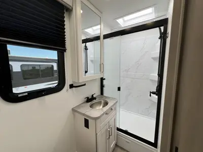 2027 Entegra Coach Odyssey photo 18