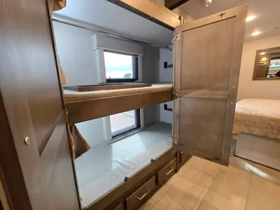 2027 Renegade Verona photo 21