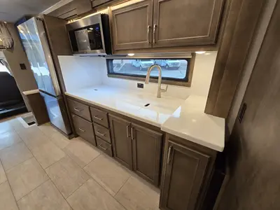 2027 Renegade Verona photo 8
