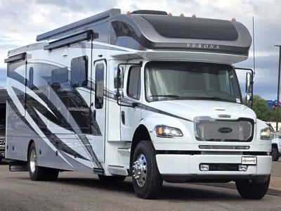 2027 Renegade Verona exterior