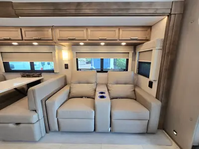 2027 Renegade Verona photo 14