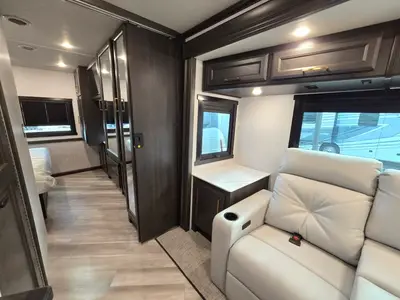 2027 Fleetwood Bounder photo 17