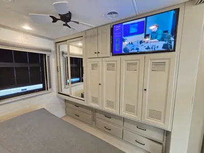 2027 Tiffin Motorhomes Allegro BAY photo 19